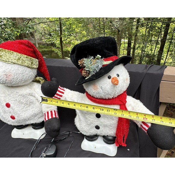 2 FIB Burton and Burton Snowmen 20” Tall - Couldn’t Get Them To Work. For Parts. - Picture 11 of 12